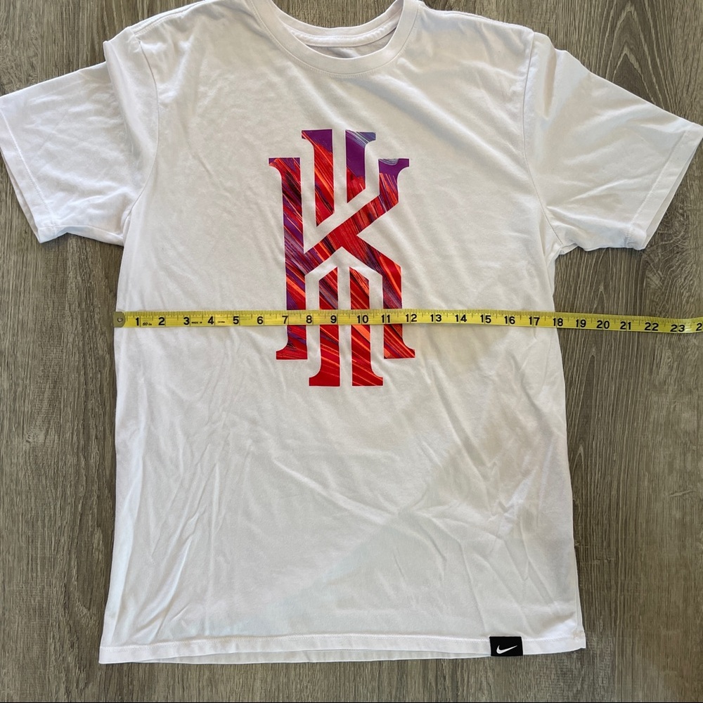 Nike Kyrie Irving 2 DRI-FIT Easter Basketball T-Shirt 808627-100 - Size Med - Picture 7 of 7